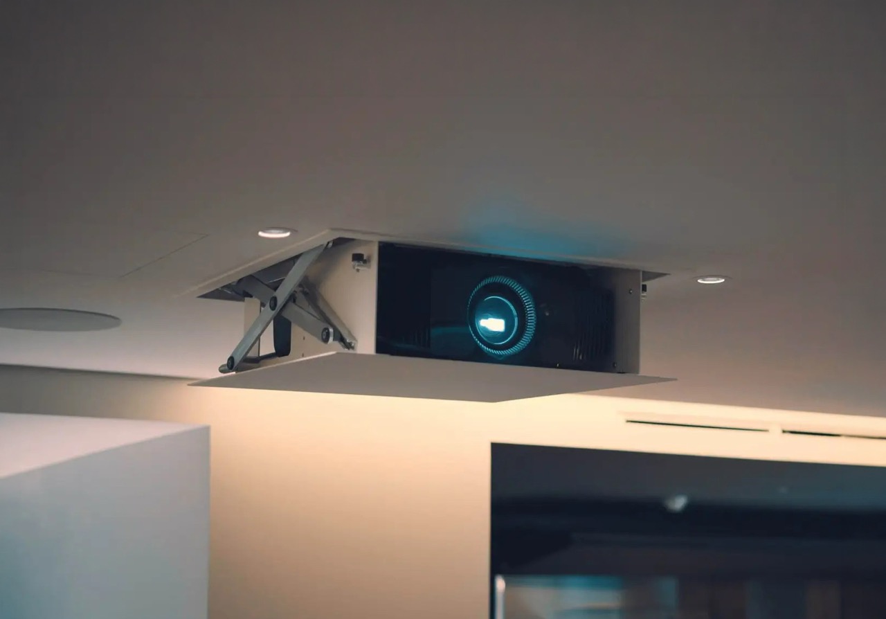 آلية جهاز العرض